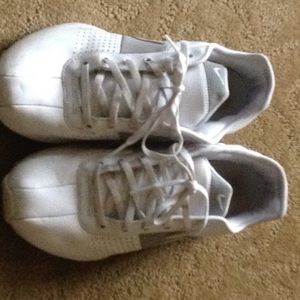 Nike shoe sneakers WHITE with grey